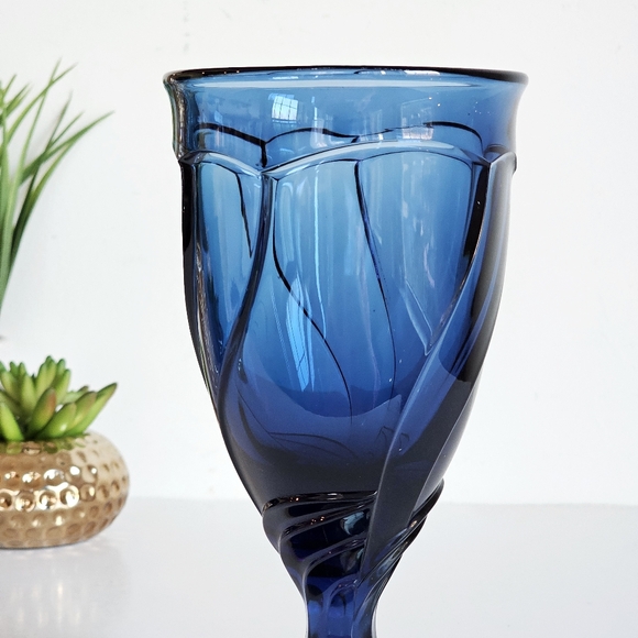 Vintage Noritake 1985 Sweet Swirl Dark Blue Midnight Water Goblet Iced Tea Glass - Picture 4 of 10